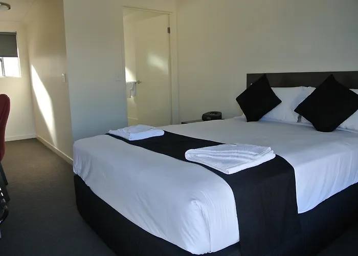 Dooley\'S Tavern & Motel Springsure