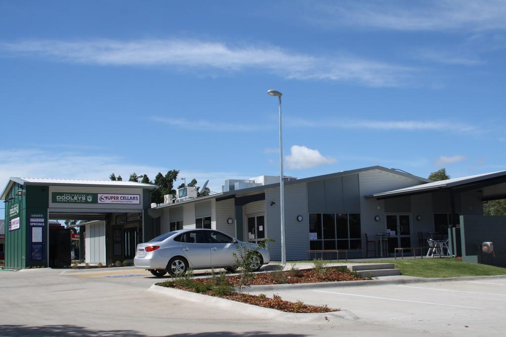 Motel Dooley'S Tavern & Motel Springsure Springsure