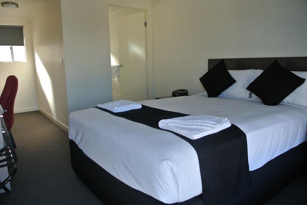 Motel Dooley'S Tavern & Motel Springsure Springsure