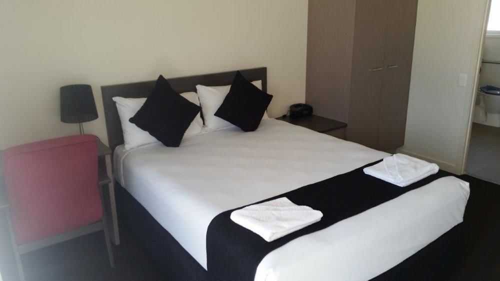 Motel Dooley'S Tavern & Motel Springsure 3*